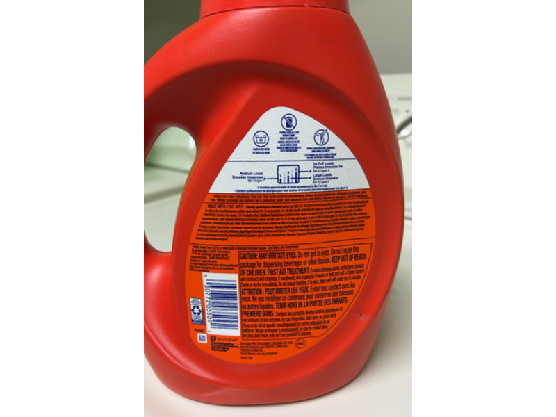 Tide Ultra Oxi Laundry Detergent, Stain + Odor Eliminator, 44 Loads, 69 fl oz/2.04 L