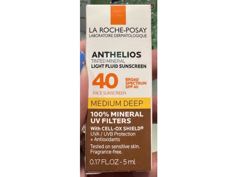 La Roche-Posay Anthelios Tinted Mineral Light Fluid Sunscreen, Medium Deep, SPF 40, 0.17 fl oz/5 mL