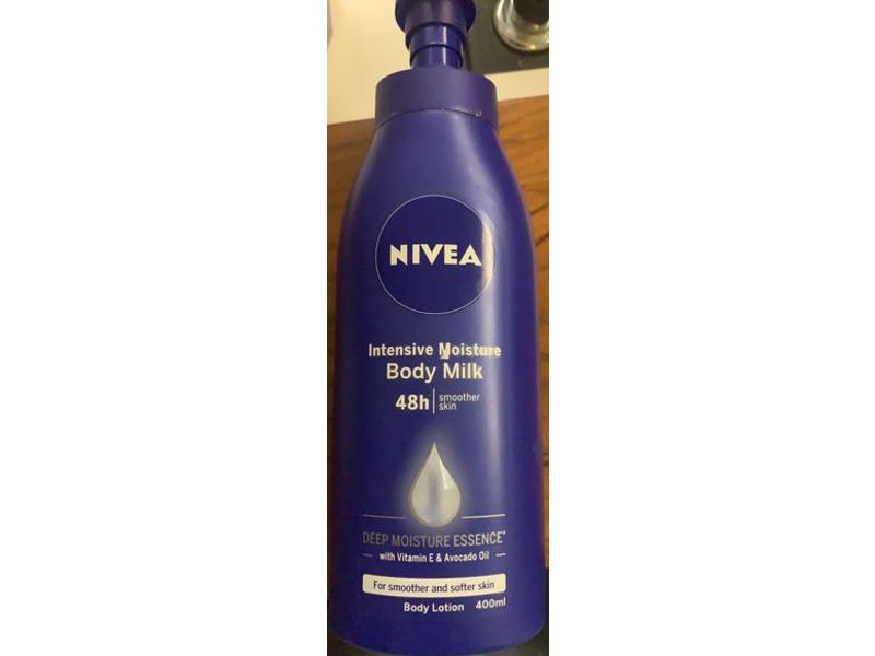 Nivea Intensive Moisture Body Milk Body Lotion, Vitamin E & Avocado Oil, 400 mL