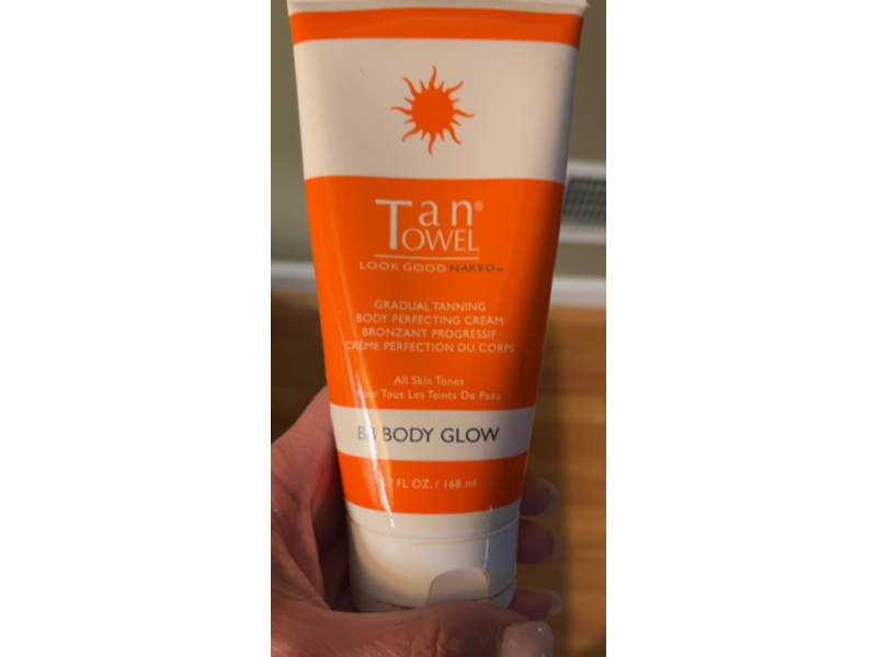Tan Towel BB Body Glow Gradual Tanning Body Perfecting Cream, 5.7 fl oz/168 mL