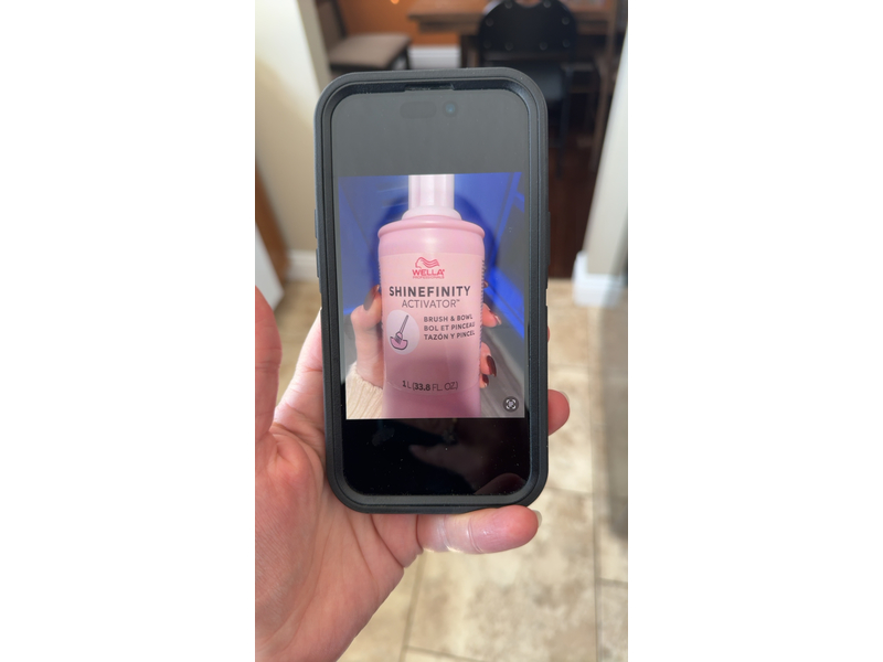 Wella Brush & Bowl Shinefinity Activator, 33.8 fl oz/1 L