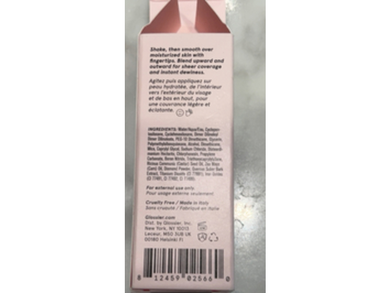 Glossier Perfecting Skin Tint,