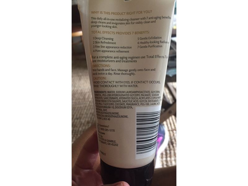Olay Total Effects Refreshing Citrus Scrub Face Cleanser, 5 Ounce