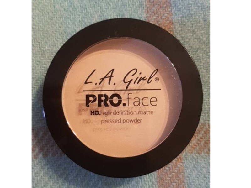 L.A. Girl Pro.Face HD.High Defination Matte Pressed Powder, Fair GPP601