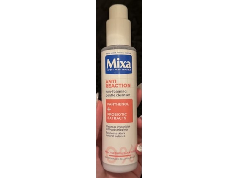 Mixa Anti-Reaction Non-Foaming Gentle Cleanser, Panthenol+Probiotic Extracts, 150 mL