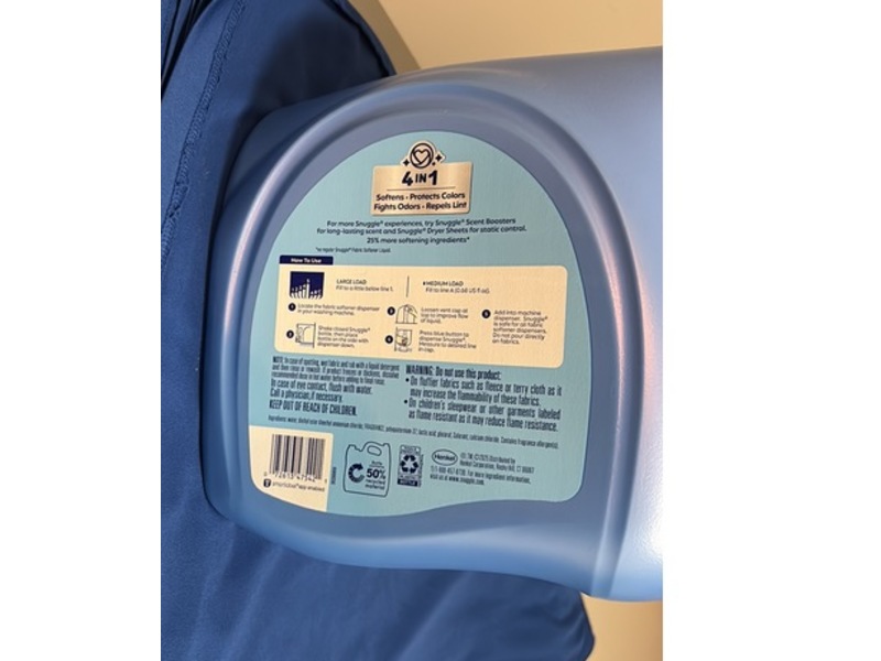 Snuggle Advanced Softness Fabric Conditioner, Blue Sparkle, 259 Loads, 17.6 fl oz/5.21 L