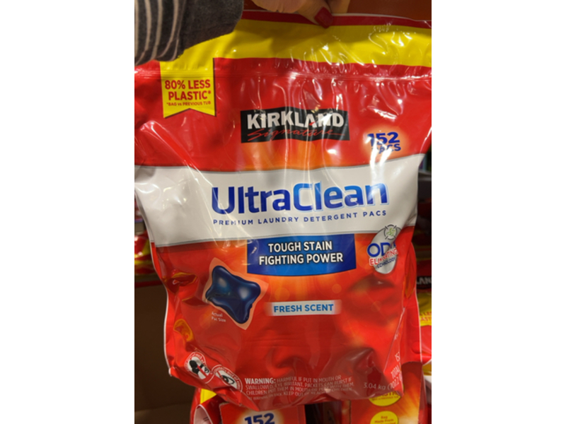 Kirkland Signature Ultra Clean Premium Laundry Detergent Pacs, Fresh Scent, 107.2 oz/3.04 kg, 152 Pac