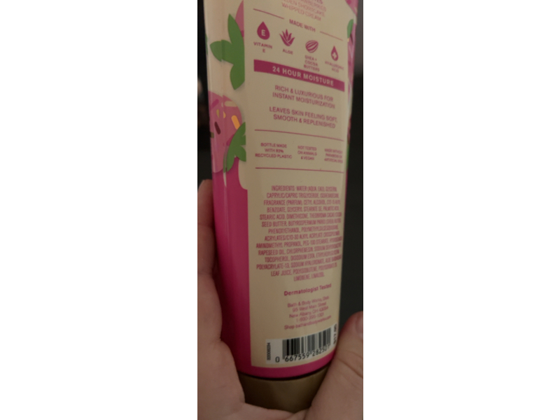 Bath & Body Works Strawberry Pound Cake Body Cream, Shea Butter + Hyaluronic Acid, 8 oz/225 g