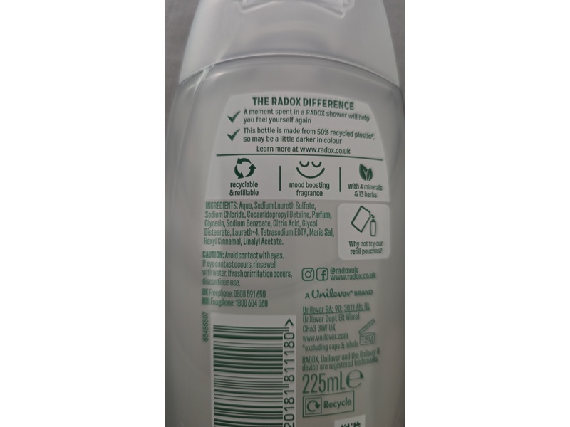 Radox Winter Edition Vanilla Cookies Shower Gel, Vanilla Scent, 225 mL