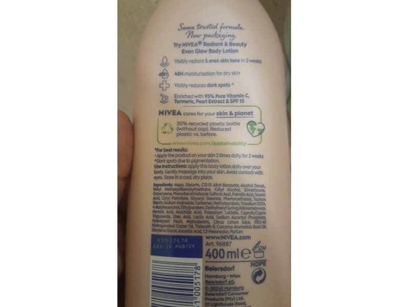 Nivea Radiant & Beauty Body Lotion, Pure Vitamin C, Pearl Extract, Turmeric & SPF 15, 400 mL