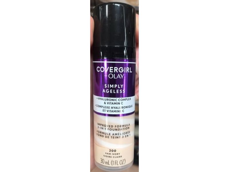 CoverGirl + Olay Simply Ageless 3-in-1 Liquid Foundation, 200 Fair Ivory, 1 fl oz/30 mL