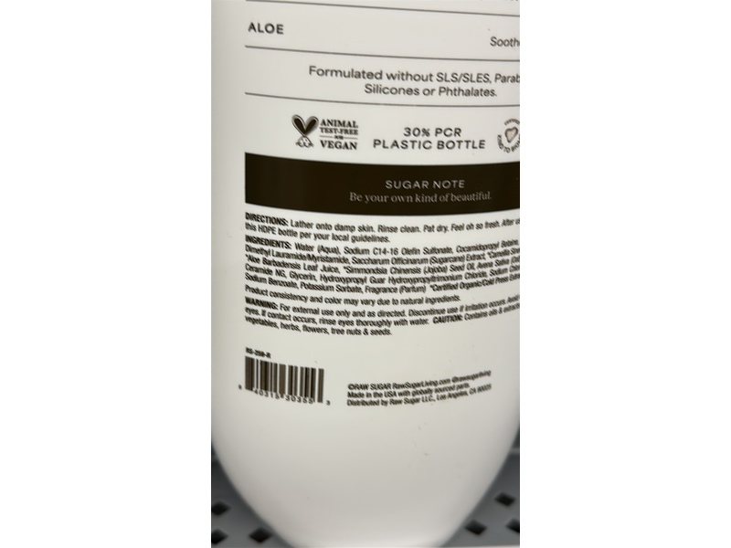Raw Sugar Gentle & Hydrating Body Wash, Green Tea & Aloe, 30 fl oz/887 mL