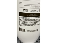 Raw Sugar Gentle & Hydrating Body Wash, Green Tea & Aloe, 30 fl oz/887 mL - thumbnail 3