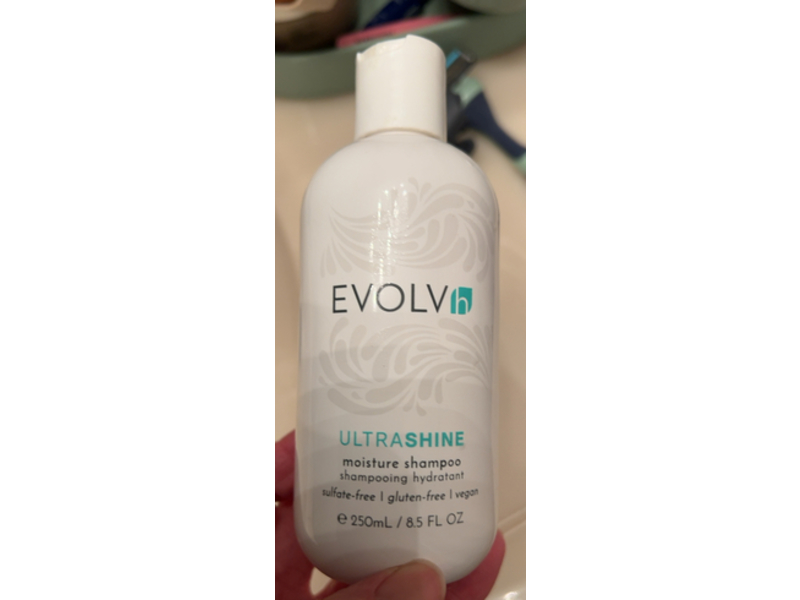 Evolvh Ultrashine Moisture Shampoo, 8.5 fl oz/250 mL