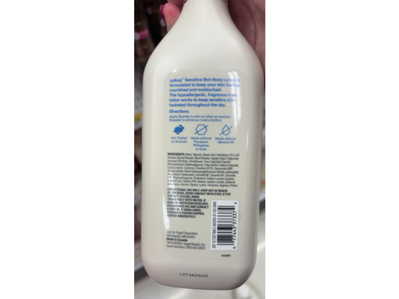 Up & Up Sensitive Moisturizing Body Lotion, 20 fl oz/591 mL