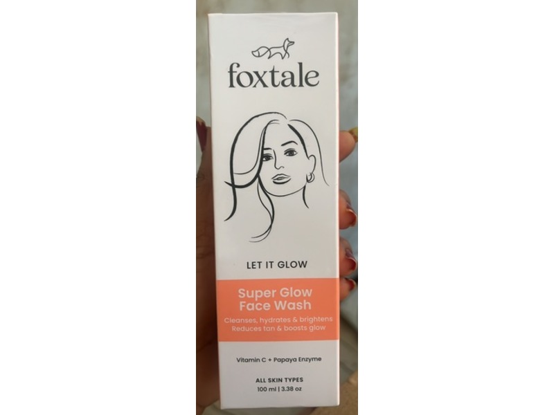 Foxtale Super Glow Face Wash, Vitamin C & Papaya Enzyme, 3.38 oz/100 mL