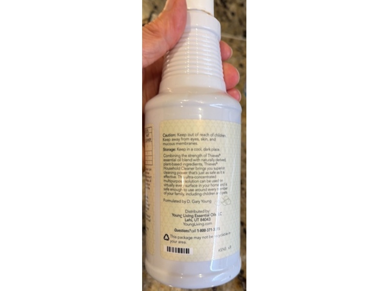 Young Living Thieves Household Cleaner, 14.4 fl oz/426mL