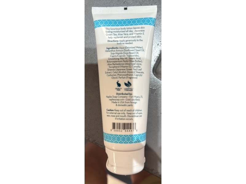 Naples Soap Company Luxe Revitalizing Body Lotion, Seaside, 3.4 fl oz/100 mL