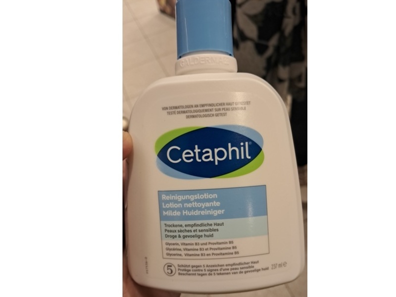 Cetaphil Cleansing Lotion, 237 mL