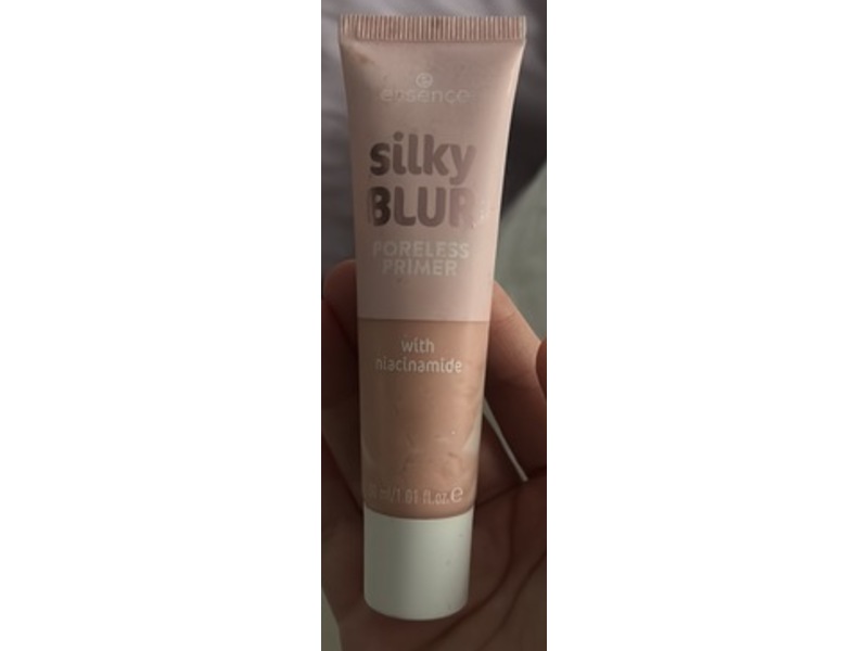 Essence Silky Blur Poreless Primer, 1.01 fl oz/30 mL