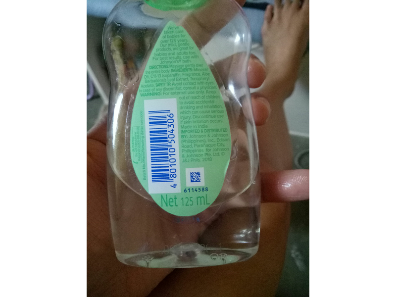 Johnson's Baby Oil, Aloe Vera & Vitamin E, 125 mL