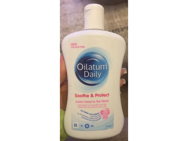 Oilatum Daily Junior Head To Toe Wash, Soothe & Protect, 300 mL