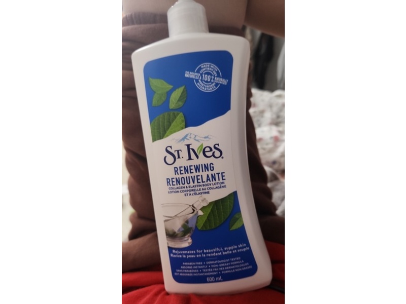 St. Ives Renewing Renouvelante Body Lotion, 600 mL