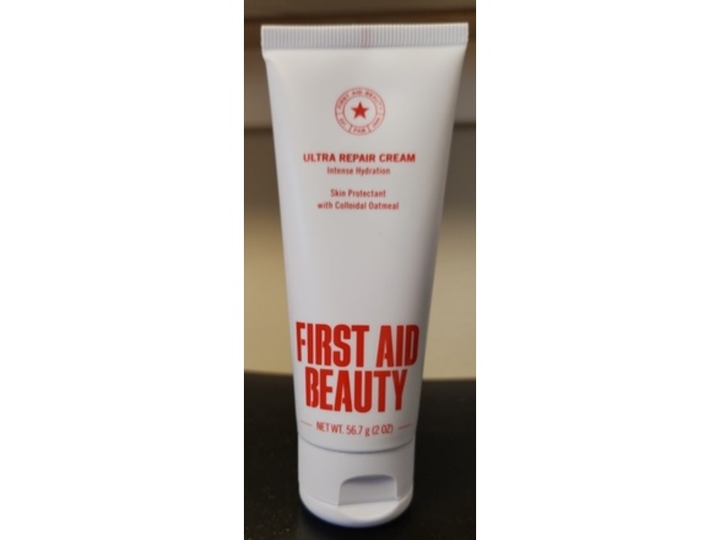 First Aid Beauty Skin Protectant Ultra Repair Cream, Colloidal Oatmeal, 2 oz/56.7 g