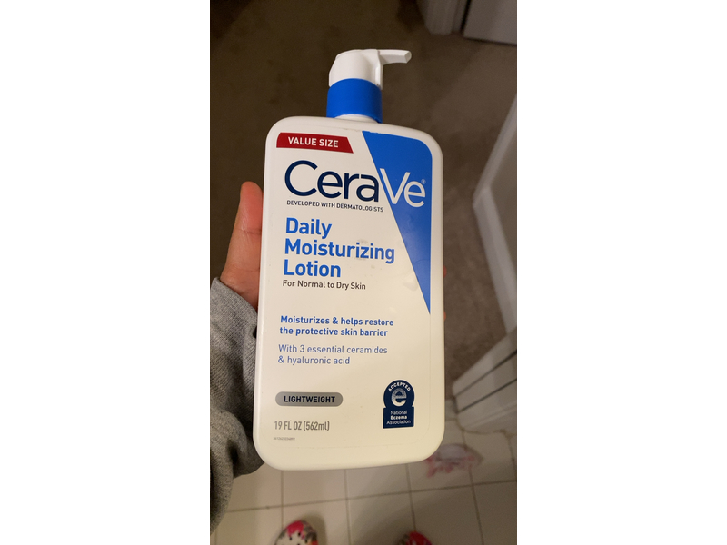 CeraVe Daily Moisturizing Lotion, 19 fl oz/562 mL