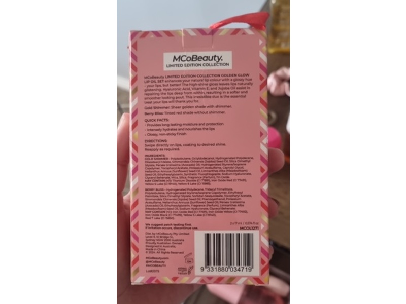 MCoBeauty Golden Glow Lip Oil Set, Gold Shimmer & Berry Bliss, 0.574 fl oz/17 mL