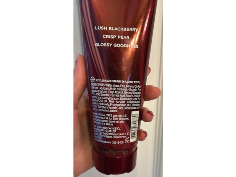 Victoria's Secret Fragrance Body Lotion, Merlot Pear, 8 fl oz/236 mL