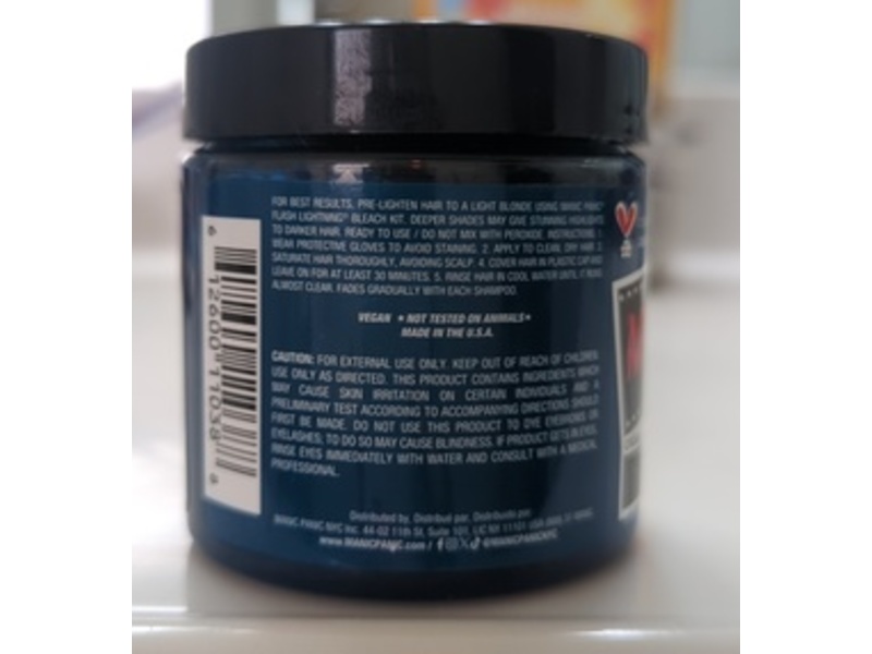 Manic Panic Classic Semi Permanent Hair Color Cream, Voodoo Blue, 4 fl oz/118 mL
