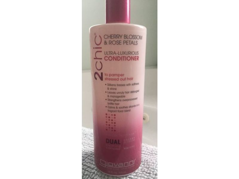 Giovanni Hair 2chic Ultra-Luxurious Conditioner, Cherry Blossom & Rose Petals, 24 fl oz/710 mL