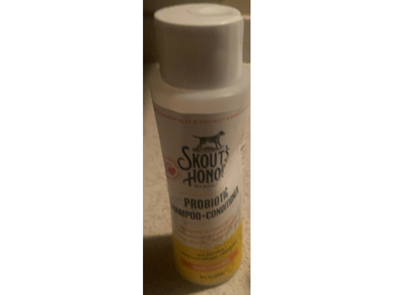 Skout's Honor Dogs Probiotic Shampoo + Conditioner, Honeysuckle, 16 fl oz/473 mL
