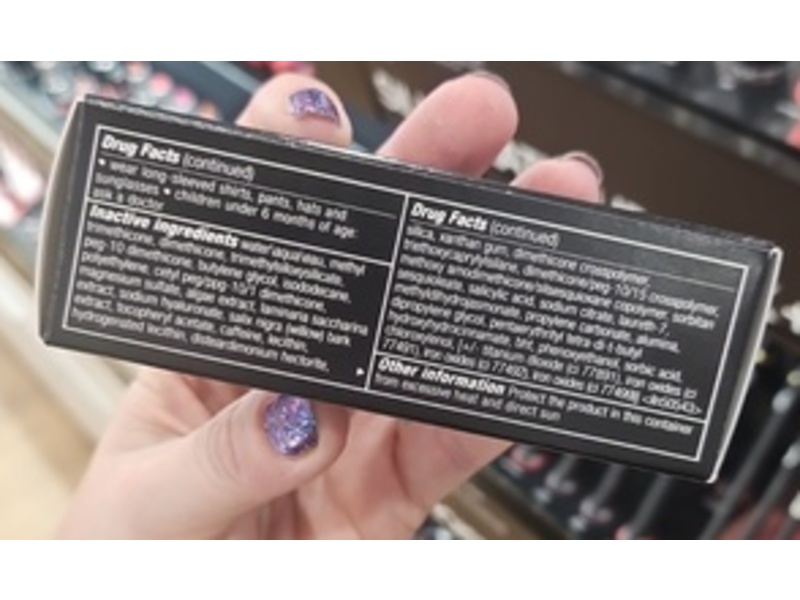 M.A.C Studio Fix Matte Foundation + Oil Control, SPF 15, NW5, 1 fl oz/30 mL