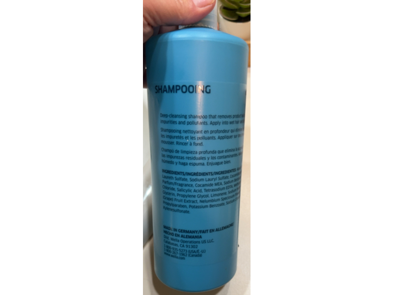 Wella Professionals Invigo Aqua Pure Shampoo, Lotus Extract, 33.8 fl oz/1000 mL