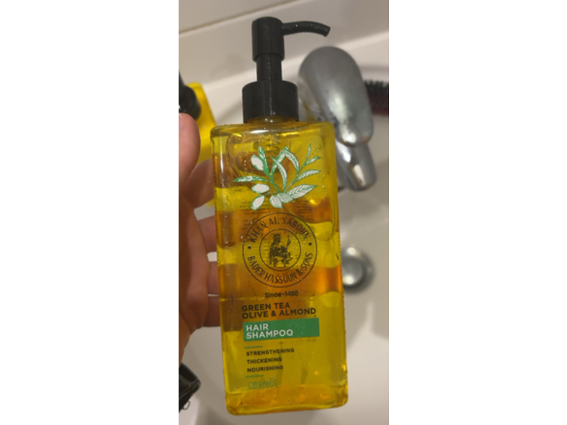 Khan Al Saboun Green Tea + Olive & Almond Hair Shampoo, 8.45 fl oz/250 mL