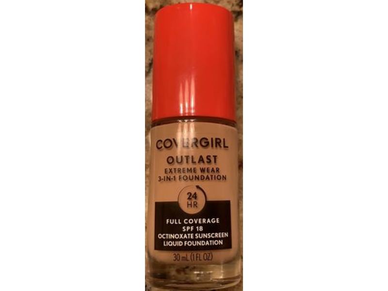 Covergirl Outlast Extreme 3-In-1 Foundation, SPF 18, 820 Creamy Natural, 1 fl oz/30 mL