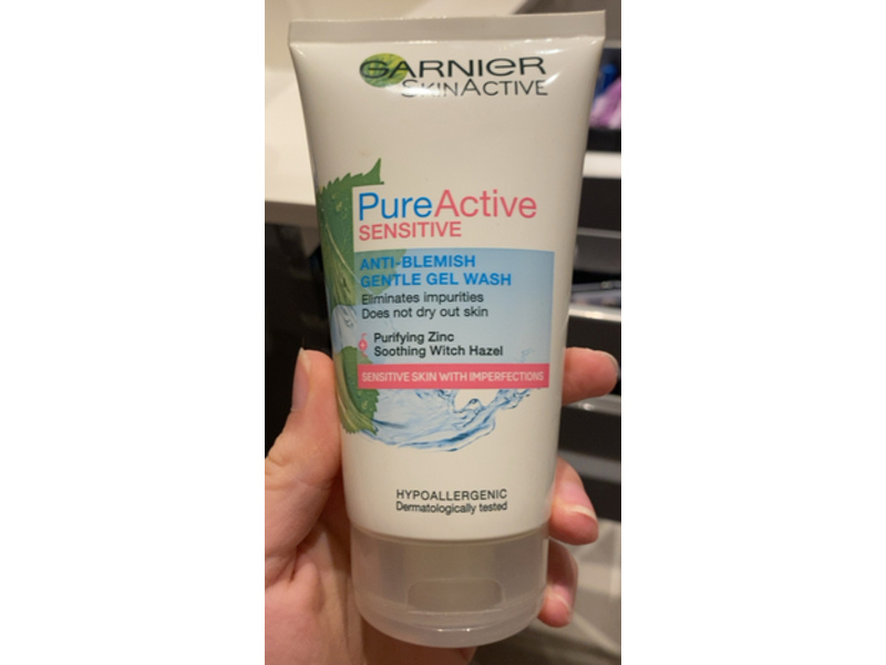 Garnier Pure Active Sensitive Anti-Blemish Gentle Gel Face Wash, 150 mL