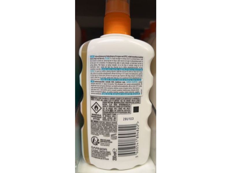 Garnier Ambre Solaire Transparent Sun Protection Spray, Refresh, With Natural Origin Aloe Vera, SPF 20, 200 mL