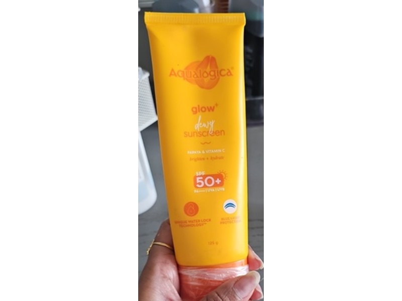 Aqualogica Glow+ Dewy Sunscreen, SPF 50+ PA++++, 125 g