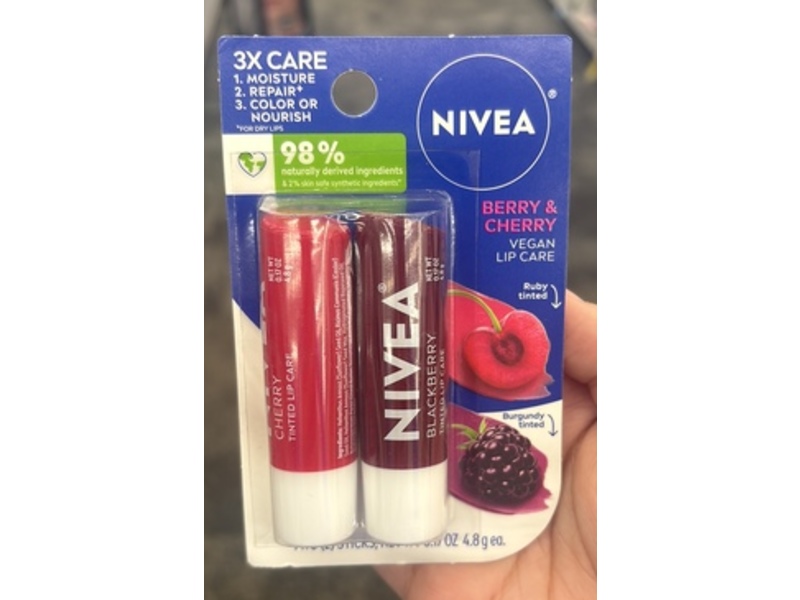 Nivea Berry & Cherry Lip Care, 4.8 g