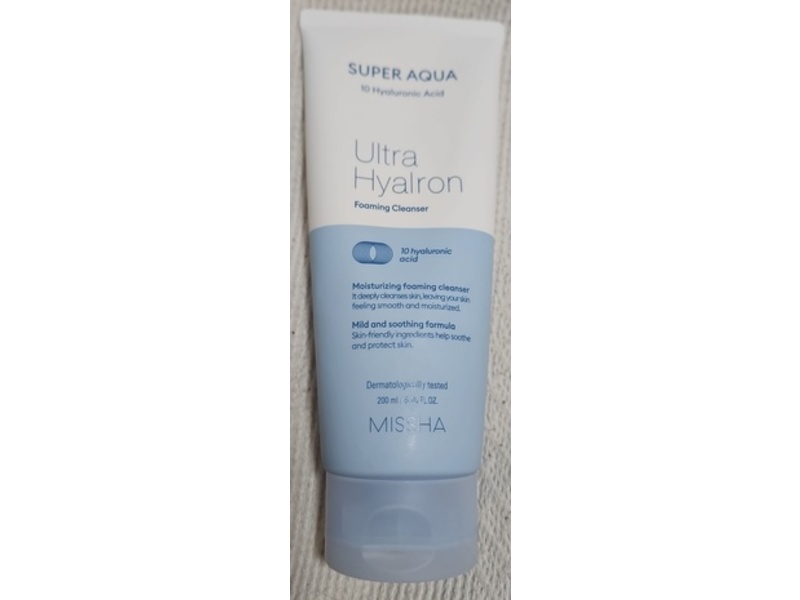 MISSHA Super Aqua Ultra Hyalron Foaming Cleanser, 6.76 fl oz/200 mL