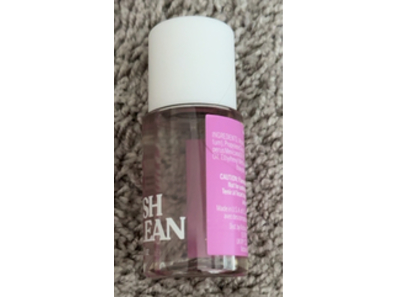 Victoria's Secret Sweet Apple Fresh Tangerine Sea Spray Pink Body Mist, Fresh & Clean, 2.5 fl oz/75 mL