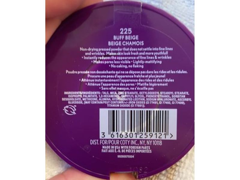 Covergirl Simply Ageless Instant Wrinkle Blurring Pressed Powder, 225 Buff Beige, 0.39 oz/11 g