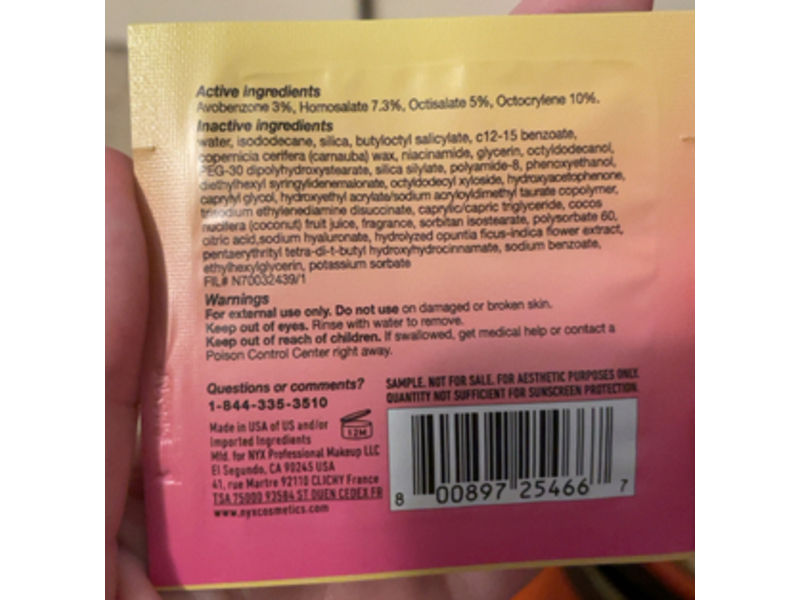 Nyx Professional Makeup Blurring Primer Sunscreen, SPF 30, 0.06 fl oz/2 mL