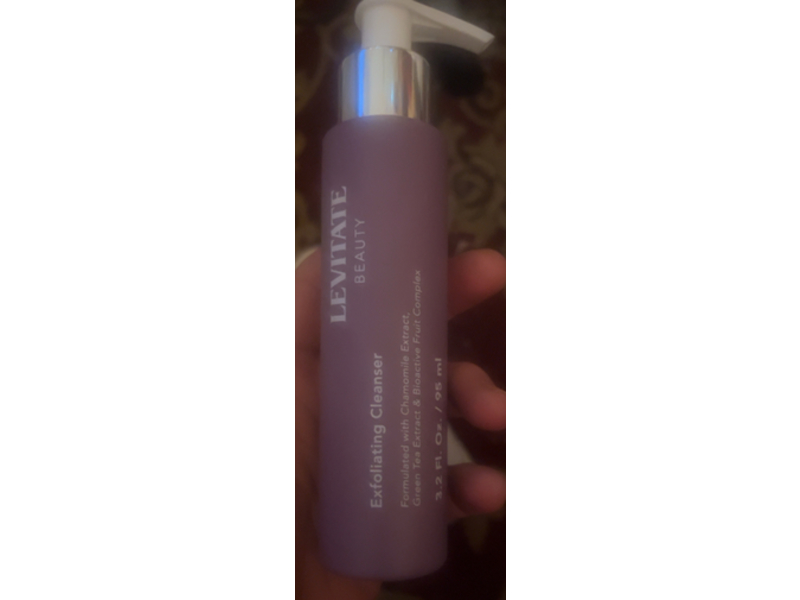 Levitate Beauty Exfoliating Cleanser, Chamomile Extract, 3.2 fl oz/95 mL