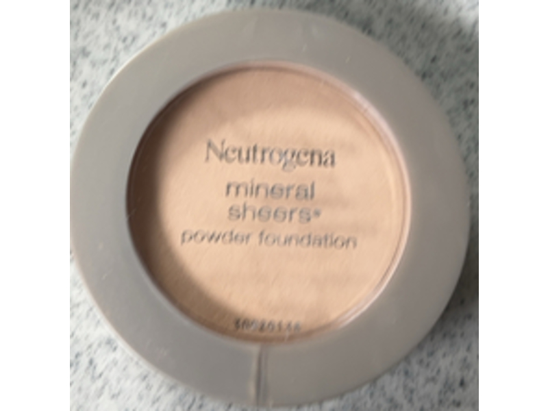 Neutrogena Mineral Sheers Powder Foundation, Classic Ivory10, 0.34 oz/9.6 g