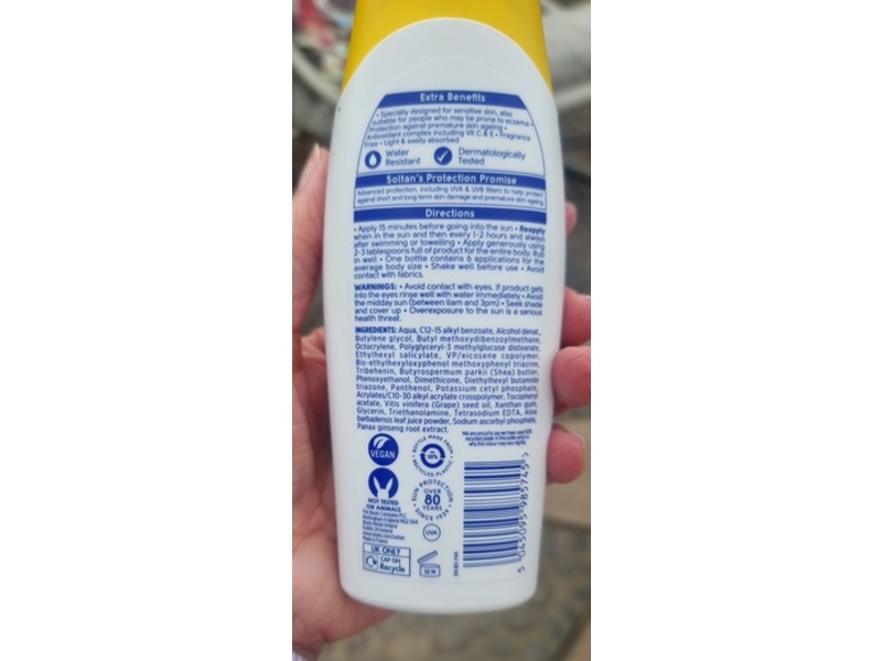 Boots Soltan Suncare Lotion, SPF 30, 6.7 fl oz/200 mL