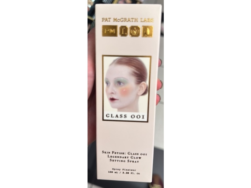 Pat McGrath Labs Skin Fetish: Glass 001 Legendary Glow Setting Spray, 3.38 fl oz/100 mL